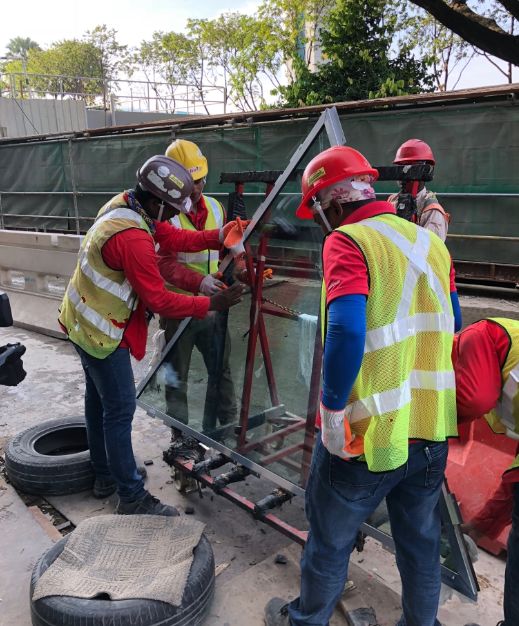 太科幻了！耗资85亿，把森林、瀑布搬进大机场！_34