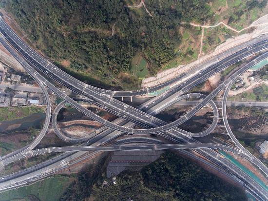 四川将实行高速公路差异化收费最大优惠可达62%_1