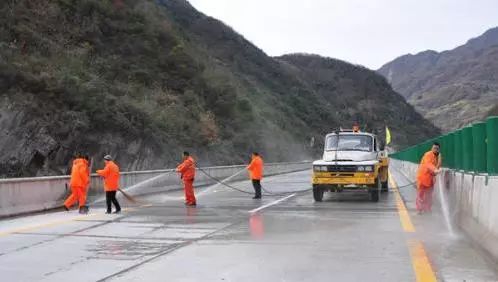 公路养护行业发展前景预测_1