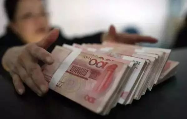 5号、10号、15号发工资的企业区别有多大？_2