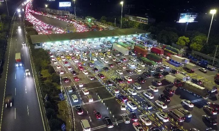 省界收费站取消，以后走高速还收费吗？